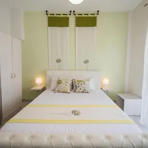 Chelona Apartament